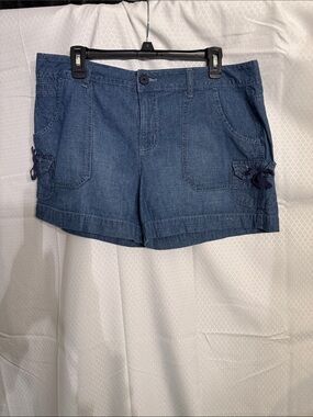 Faded glory, medium wash, cargo denim shorts and a size 14